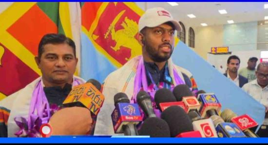 රුමේෂ් තරංග දිවයිනට...